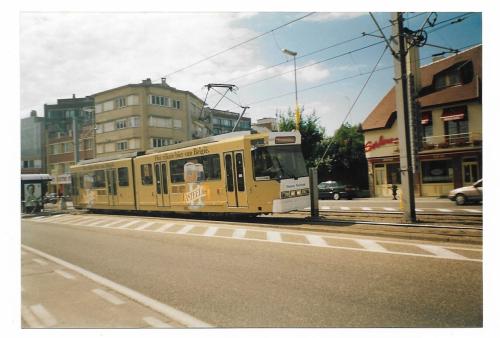 BN tram met reclame van Kasteelbier te St. Idesbald.