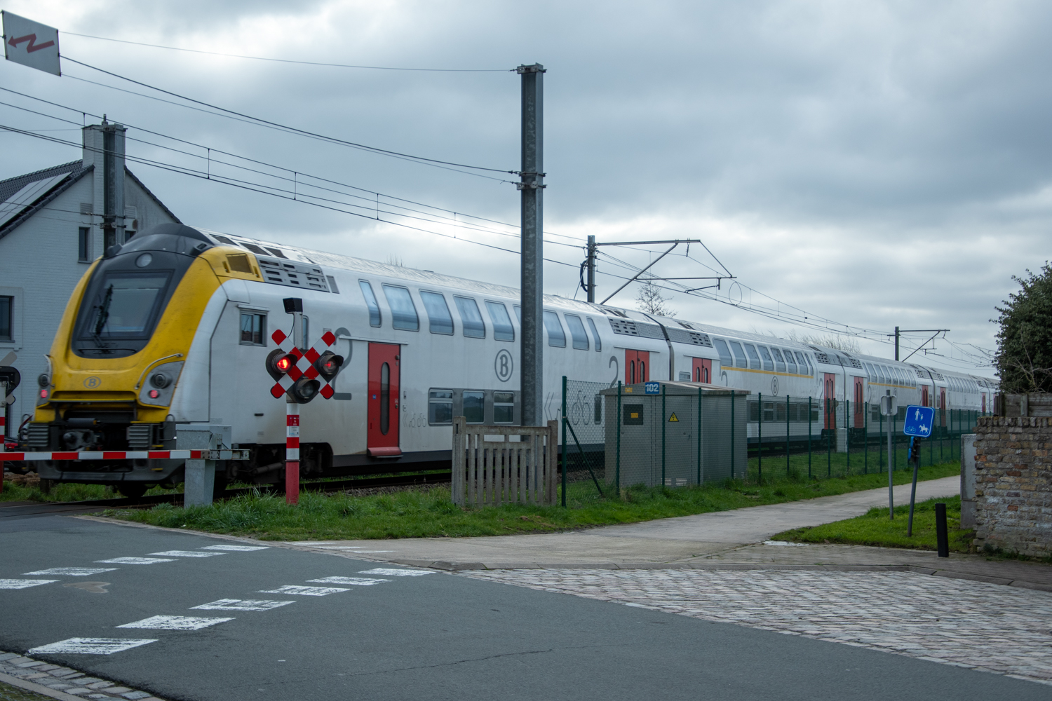 M7 te Avekapelle op weg om P trein 8000 te verzekeren.